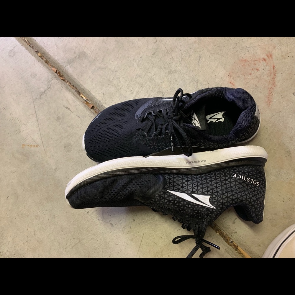 ALTRA SOLSTICE SHOE